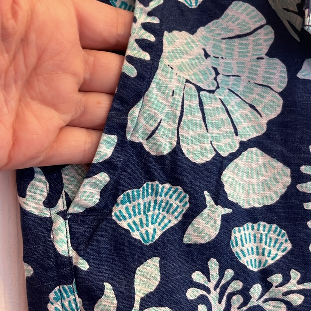 VINEYARD VINES seashell print shorts size 2 women’s - Picture 7 of 11